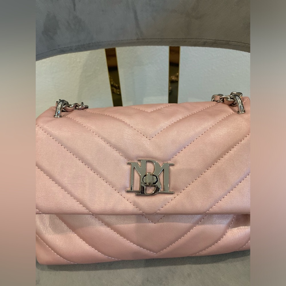Badgley Mischka Diagonal Quilted Convertible Shoulder Bag - Picture 2 of 6